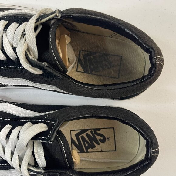 Vans Old Skool Black & White Size Boys 5.5  Women 7.0 Canvas Sneakers - Picture 9 of 12